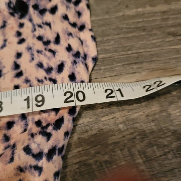 Doublju Tops Adorable Scoop Neck Shirt Very Flattering - Front gathered knot. - Picture 6 of 7